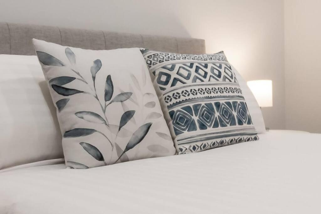 Central Modern 2 Bedroom With Wifi Launceston Bagian luar foto