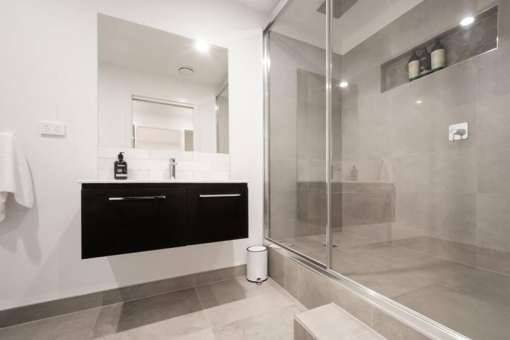 Central Modern 2 Bedroom With Wifi Launceston Bagian luar foto